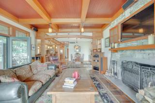 Luxe Family Home on Orange Lake with Private Dock! - Newburgh - 6