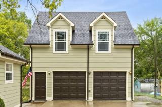Mins from Downtown - Campbell Carriage House - Clarksville - 7