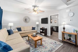 1-Mile to Downtown Clarksville Cozy in Queen-City - 9