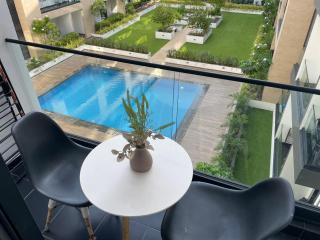 Amber Pool View Studio at Embassy Gardens - Accra - 9