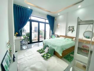 CHUYEN LONG LONG 20 Le Van Linh ngay Ba Mot - Hanói - 4