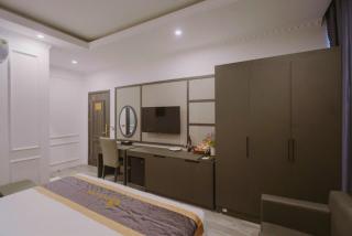 Sen plaza Hotel - - 2