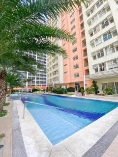 Hotel Type Avida Tower San Lorenzo 1BR with Pool Billiard Karaoke Card Game - Manila - 4
