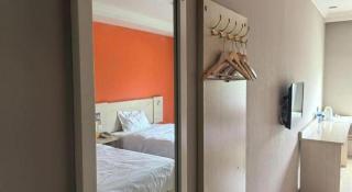 7 Days Inn Beijing Shunyi Development Area Mordern Motor City - Peking - 1