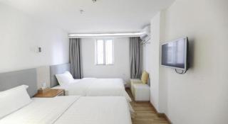 7Days Inn Shenzhen Longgang Nanlian Metro Station Branch - Shenzhen - 1