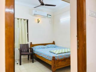 Good stay TNagar - Chennai - 8