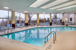 Embassy Suites by Hilton St Louis Airport - Bridgeton - 7