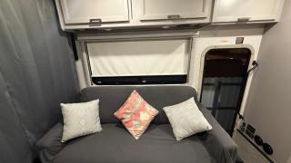 Private Cozy R/V , for your enjoyment - 3