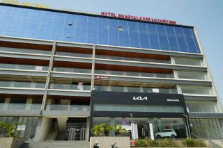 Hotel Bhagyalaxmi Luxury Inn - Ahmedabad - 8