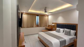 Hotel Bhagyalaxmi Luxury Inn - Ahmedabad - 6