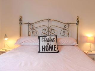 Barn Owls Holiday Bungalow - Salcombe Regis - 1