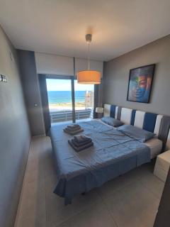 Luxurious apartment next to the sea - Arenales del Sol - 4