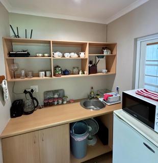 Lloyd Road Cottage - Port Elizabeth - 7