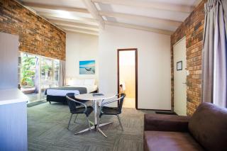 Leisure Inn Hotel Rockingham - Rockingham - 3