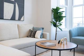 Pass the Keys Mermaids Rest - Stylish Flat - Rye - 3