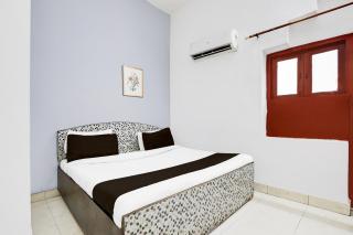 Collection O East of Kailash Near Kailash Colony Metro Station - Neu-Delhi - 9