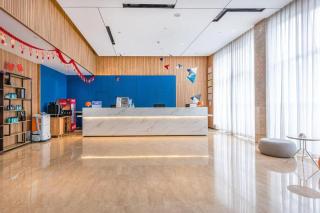 Holiday Inn Express Guiyang Century City Mall By IHG - Guiyang - 3