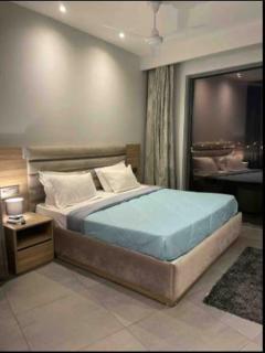 40th Floor River View Supernova - New Delhi - 6
