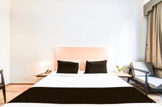 Super Townhouse Lakdikapul - Hyderabad - 1