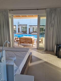 Blue Summer Luxury Suites - Kourouta - 0