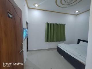 Hotel O The Aadvan Palace - Sītāpur - 0
