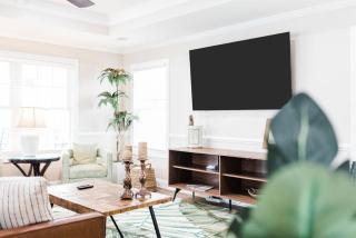 New Tropical Getaway with Pool, Games, Steps 2 Beach by myBeach Vacation Rentals - Myrtle Beach - 4