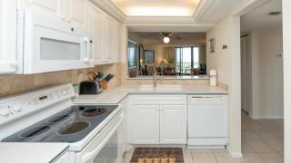South Seas Tower 4-701 - 2