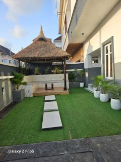 Luxury 4 bed rooms villa - Lekki - 0