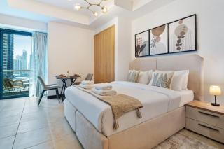 Luxury Jlt Studio Lake View Metro Pool Access - Dubái - 4