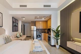 Luxury Jlt Studio Lake View Metro Pool Access - Dubái - 3