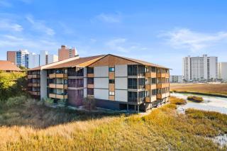 Arcadian Serenity- near Beach- King Bed-Water-view by myBeach Vacation Rentals - Myrtle Beach - 5