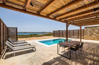 Cato Agro 3, Seafront Villa with Private Pool - 4