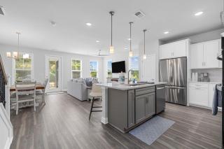 Golf-view Gem - Dog Friendly by myBeach Vacation Rentals - Myrtle Beach - 4