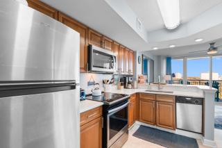 Incredible Horizon Resort- Lazy River-Hot Tubs-Gym by myBeach Vacation Rentals - Myrtle Beach - 2