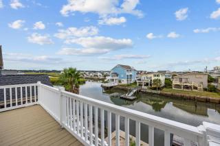 Coastal Charm Inlet Home with Spacious Living and 6 Beds by myBeach Vacation Rentals - Myrtle Beach - 7