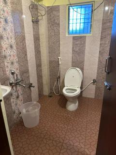 Earth Hotel - Chennai - 3