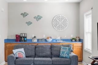 Ocean Breeze Getaway with Pool, Game Room & Decks by myBeach Vacation Rentals - Myrtle Beach - 2