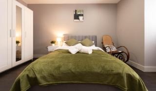 The Urban Nest, 2BR flat - - 4