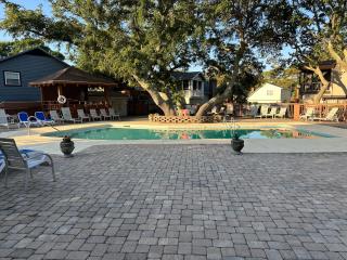 Spacious WH Cottage- 6 Bds- Pool- Block 2 Beach by myBeach Vacation Rentals - Myrtle Beach - 7