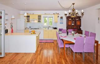 Lovely Home In Svetvincenat With House A Panoramic View - Svetvinčenat - 7