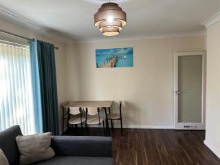Stylish 1-bedroom Apartment - Bickley - 5