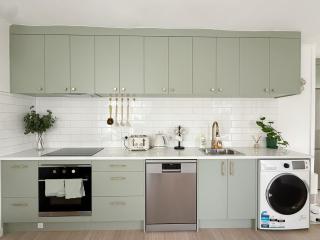 Free parking a fully renovated century old building, just a 5 minute drive to the city center Unit 4 - 7