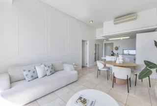 Signature Home at Waterfront Canals - 5