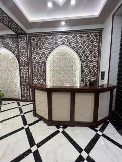 Shodlik Hotel - Ghijduwon - 1