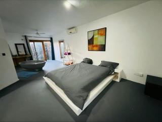 Spacious Balinese-style villa - Petit Raffray - 5