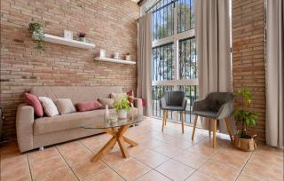 Amazing Home In Canyelles With Private Swimming Pool, Can Be Inside Or Outside - Canyelles - 8