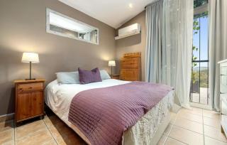Amazing Home In Canyelles With Private Swimming Pool, Can Be Inside Or Outside - Canyelles - 3