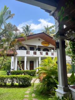 Sunny's Garden Hotel - Ambalangoda - 6