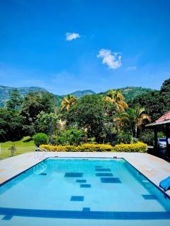 Finca Villa Cari Villeta Cundinamarca - Villeta - 8