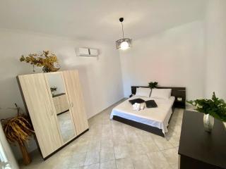 1-Bedroom Apartment by the beach - Mpoukaris - 6